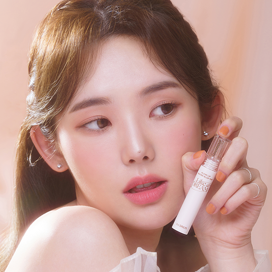 THE SAEM Flow Lip Water Blur Tint #Like A Dream Collection 4.3g Available on Seoulbazaar, your online store for trendy korean products.