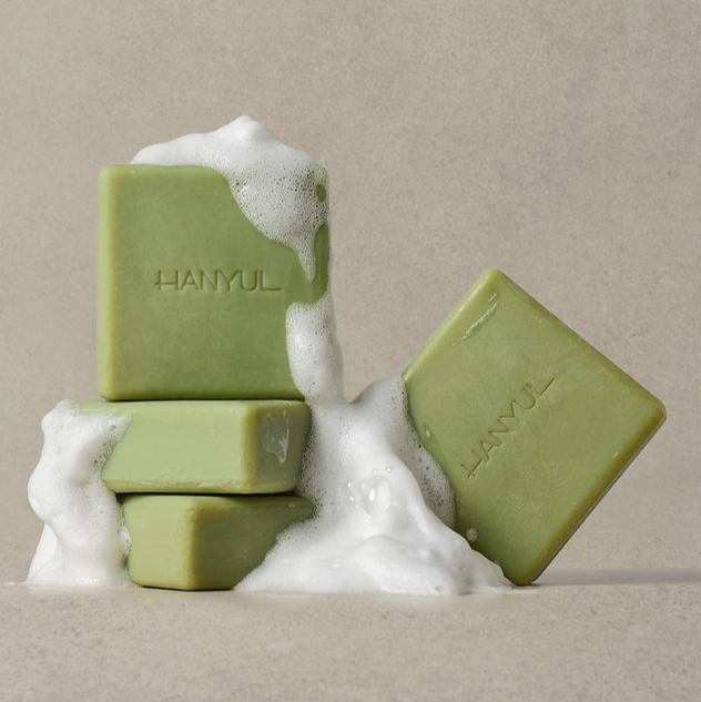 HANYUL Young Mugwort Moisturizing Soothing Cream Soap disponible sur Ma petite Coree, ton Eshop 100% K-beauty en direct de Seoul