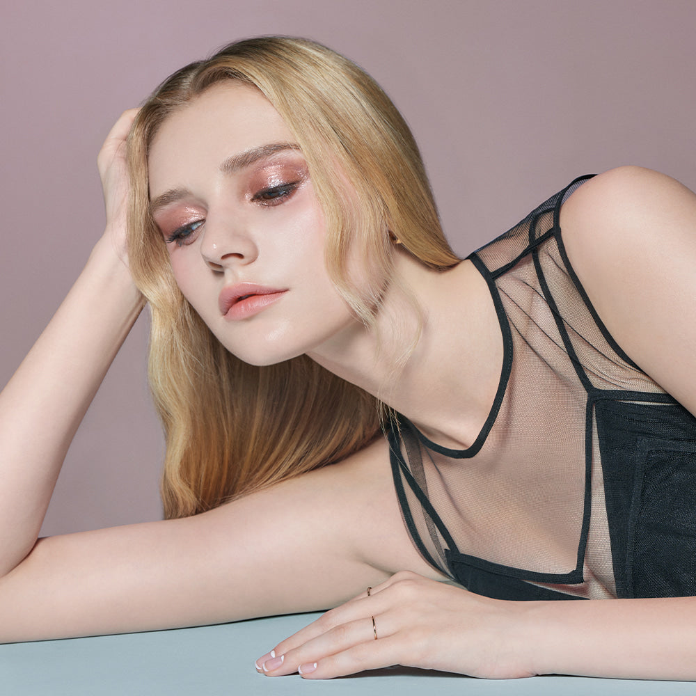 DEAR DAHLIA Perfect Designing Shadow Stick disponible sur Ma petite Coree, ton Eshop 100% K-beauty en direct de Seoul