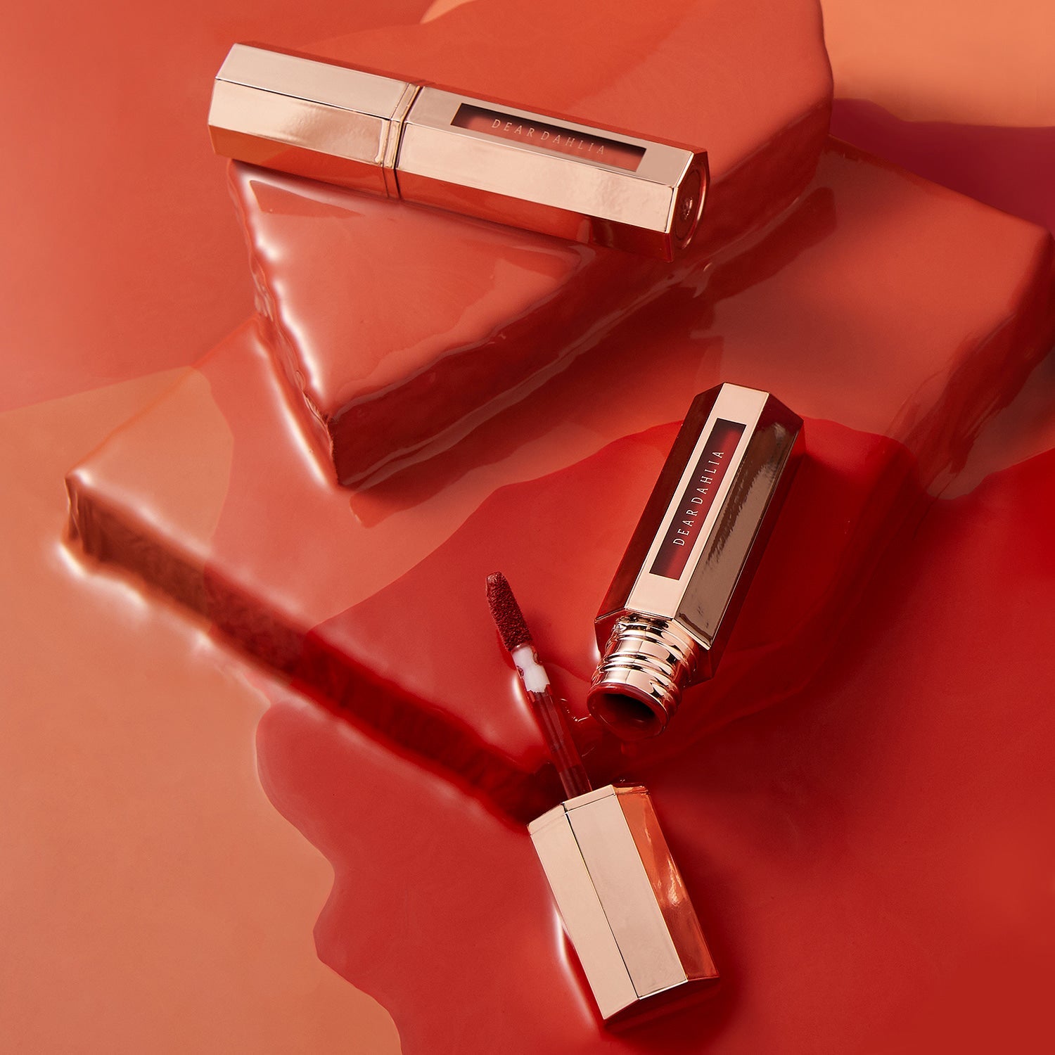 DEAR DAHLIA Sensuous Matte Lip Suit disponible sur Ma petite Coree, ton Eshop 100% K-beauty en direct de Seoul