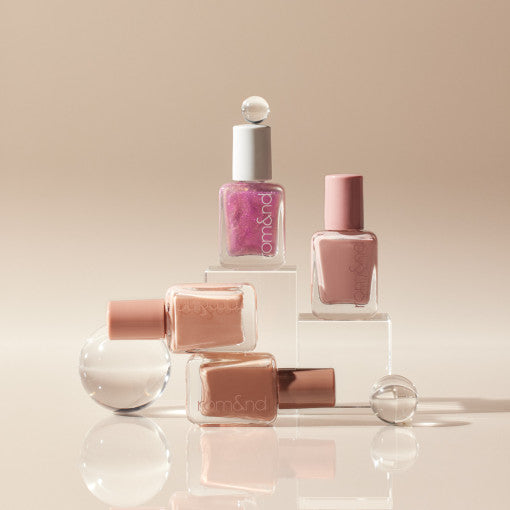 ROMAND Mood Pebble Nail 7g Available on Seoulbazaar, your online store for trendy korean products.