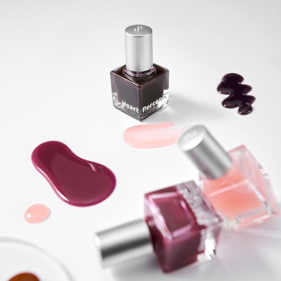 HEART PERCENT Top Coating Lip Plumper Available on Seoulbazaar, your online store for trendy korean products.