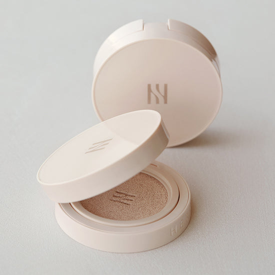 HERA Skin Radian Glow Cushion Available on Seoulbazaar, your online store for trendy korean products.