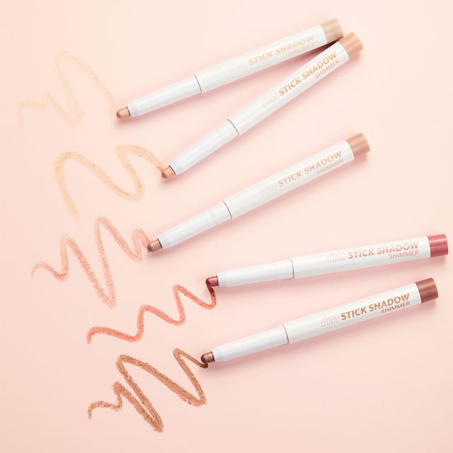 IM MEME I'm Sticks Shadow Shimmer & Glitter disponible sur Ma petite Coree, ton Eshop 100% K-beauty en direct de Seoul