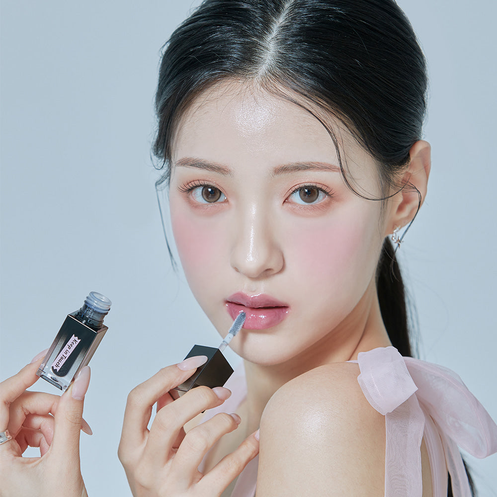 KEEP IN TOUCH The Black Lip Plumper Vegan Tint Available on Seoulbazaar, your online store for trendy korean products.
