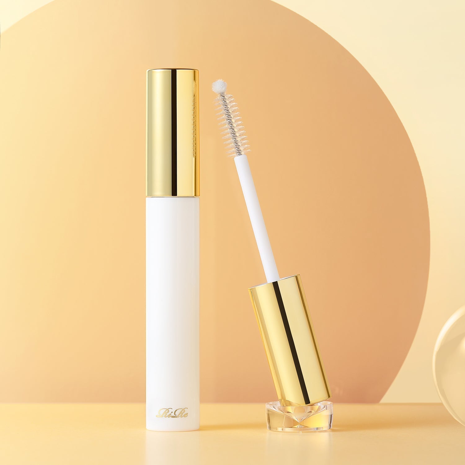 RIRE Luxe Eyelash Essence Gold Available on Seoulbazaar, your online store for trendy korean products.