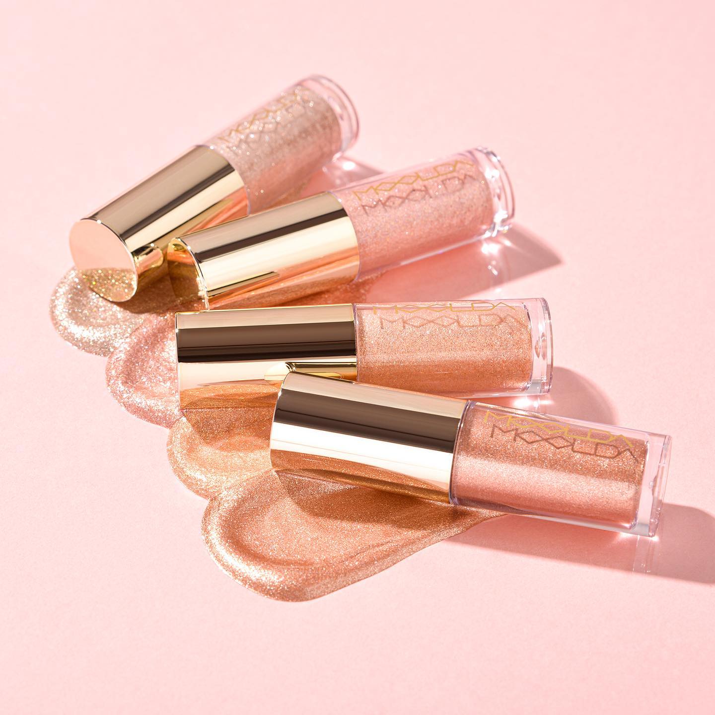 MOOLDA Bonita Glitter Shadow disponible sur Ma petite Coree, ton Eshop 100% K-beauty en direct de Seoul