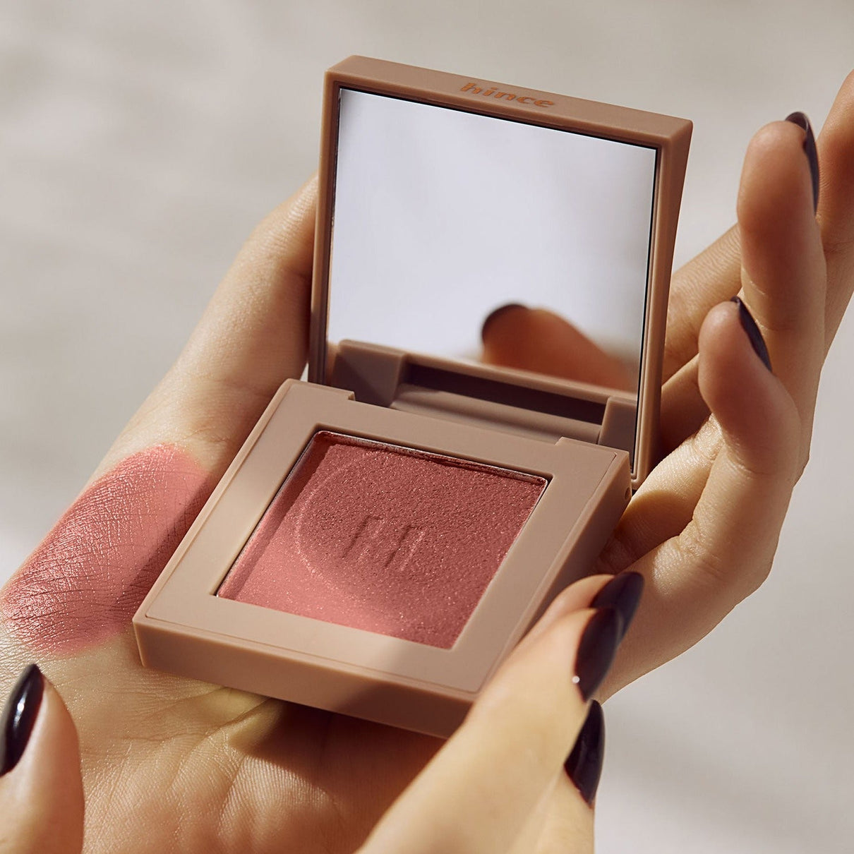 HINCE New Depht Eye Shadow Available on Seoulbazaar, your online store for trendy korean products.