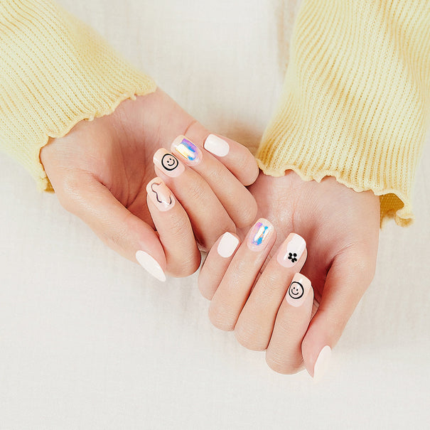 DASHING DIVA MAGIC PRESS With Smile - Regular Round Available on Seoulbazaar, your online store for trendy korean products.